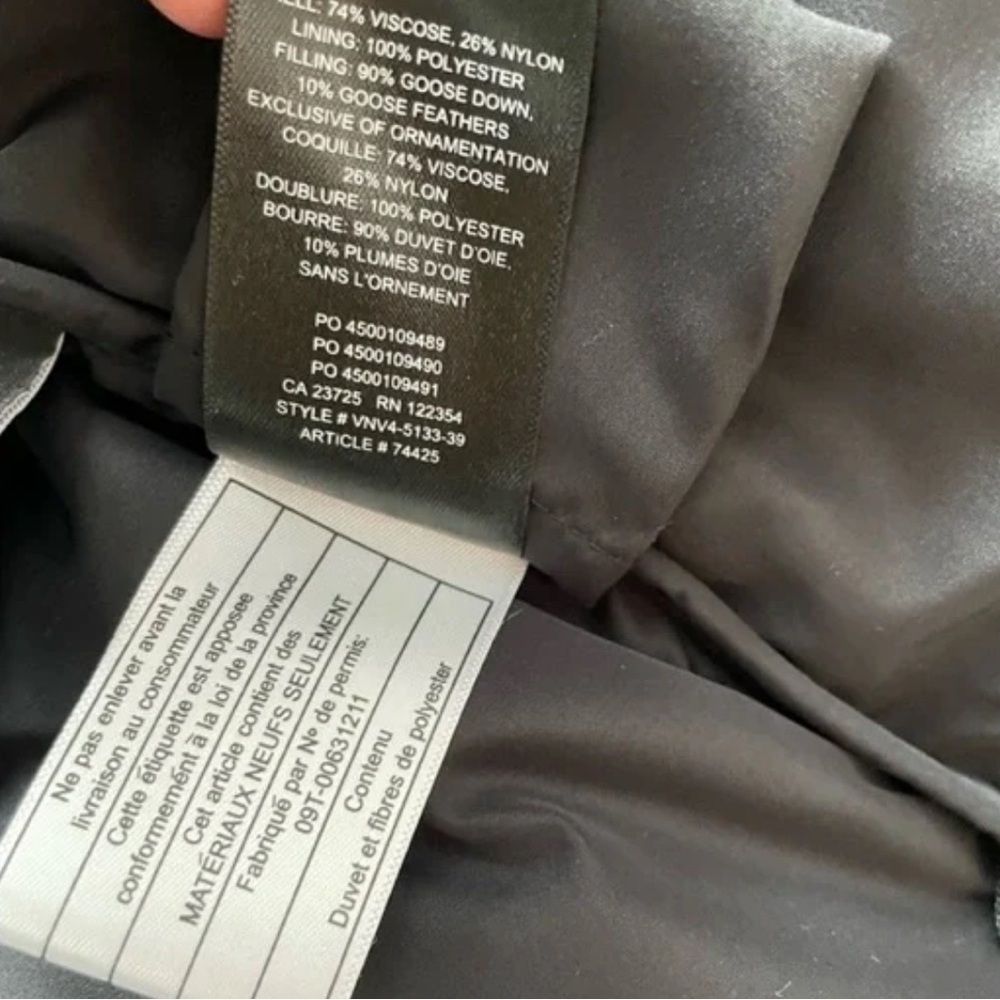 Aritzia Wilfred The Cloud Puff Velvet - Picture 6 of 8